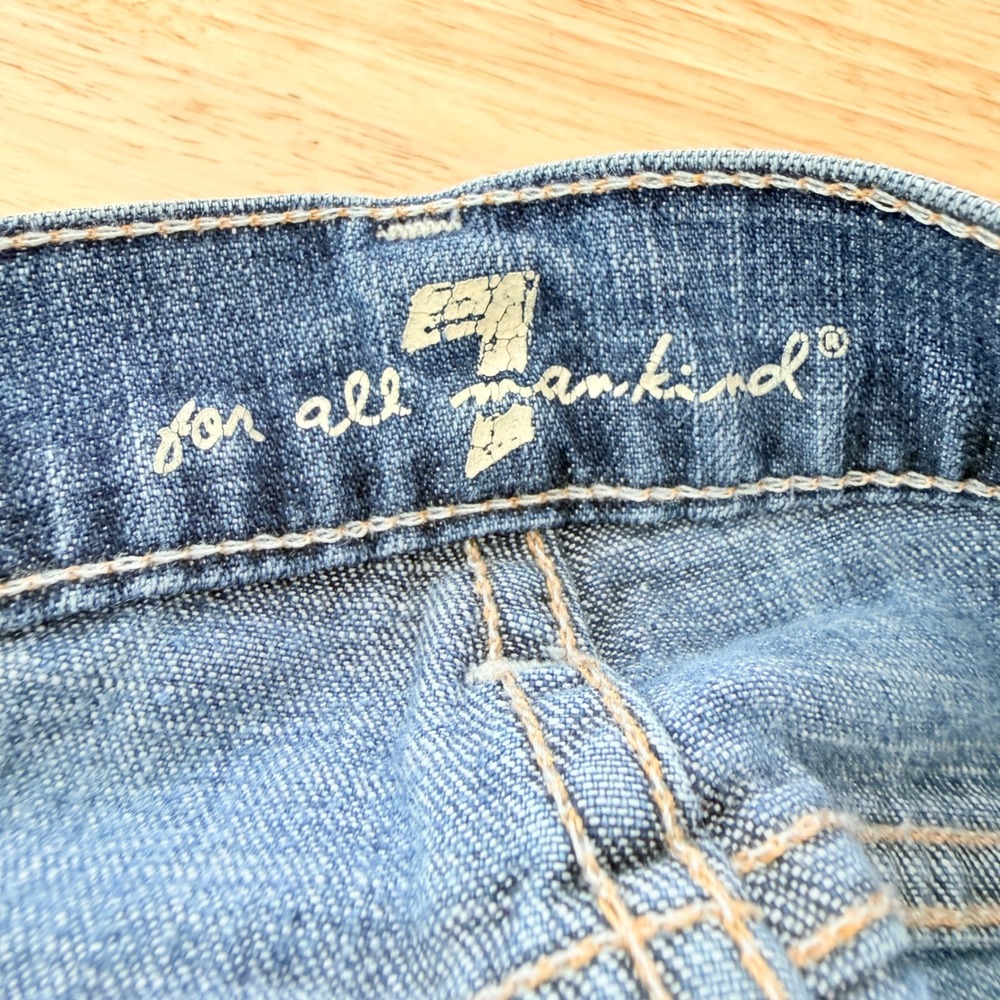 7 For All Mankind Dojo Light Wash Blue Flare Jeans - Picture 8 of 11